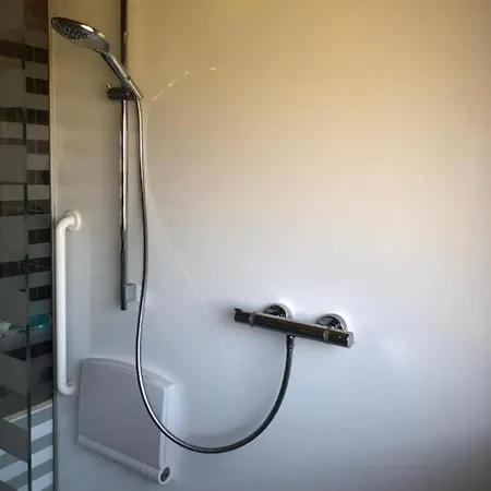 Cozy With A Shared Bathroom In A Quiet Area With Free Parking * Leuven